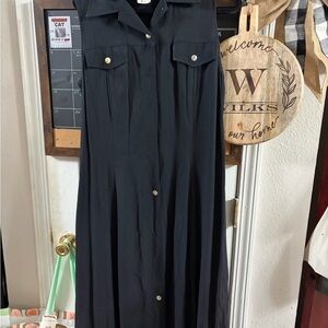 Elegant Black Sleeveless Dress